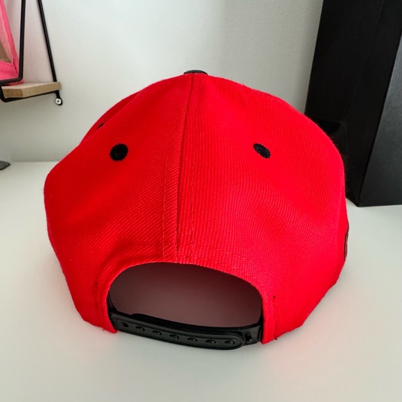 New era Chicago Bulls Hat - Picture 2 of 3